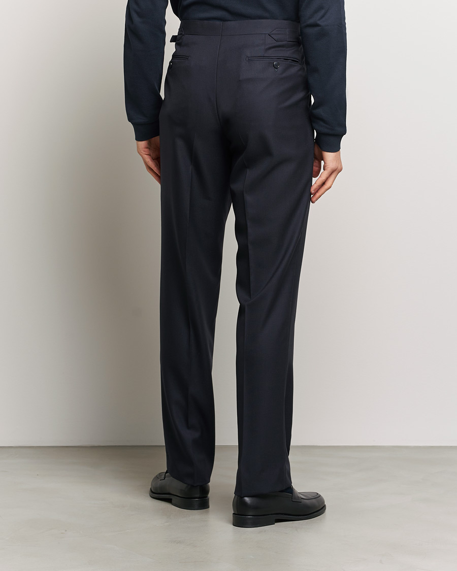 Herr | | Tailoring services | Casual Classic