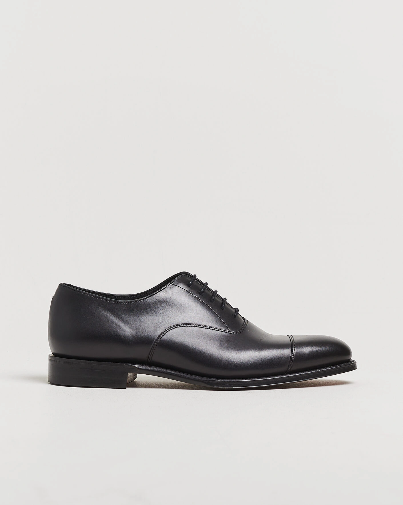 Herr | Pre-owned Randsydda skor | Pre-owned | Loake 1880 Aldwych Oxford Black Calf UK9 - EU43