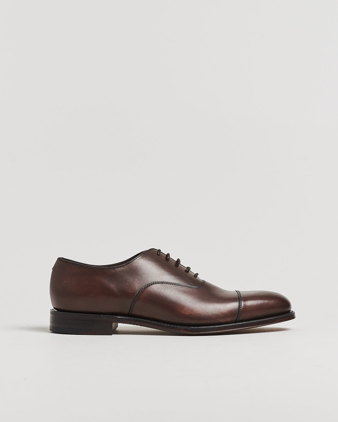 Herr | Pre-owned Randsydda skor | Pre-owned | Loake 1880 Aldwych Oxford Dark Brown Calf UK9,5 - EU43,5