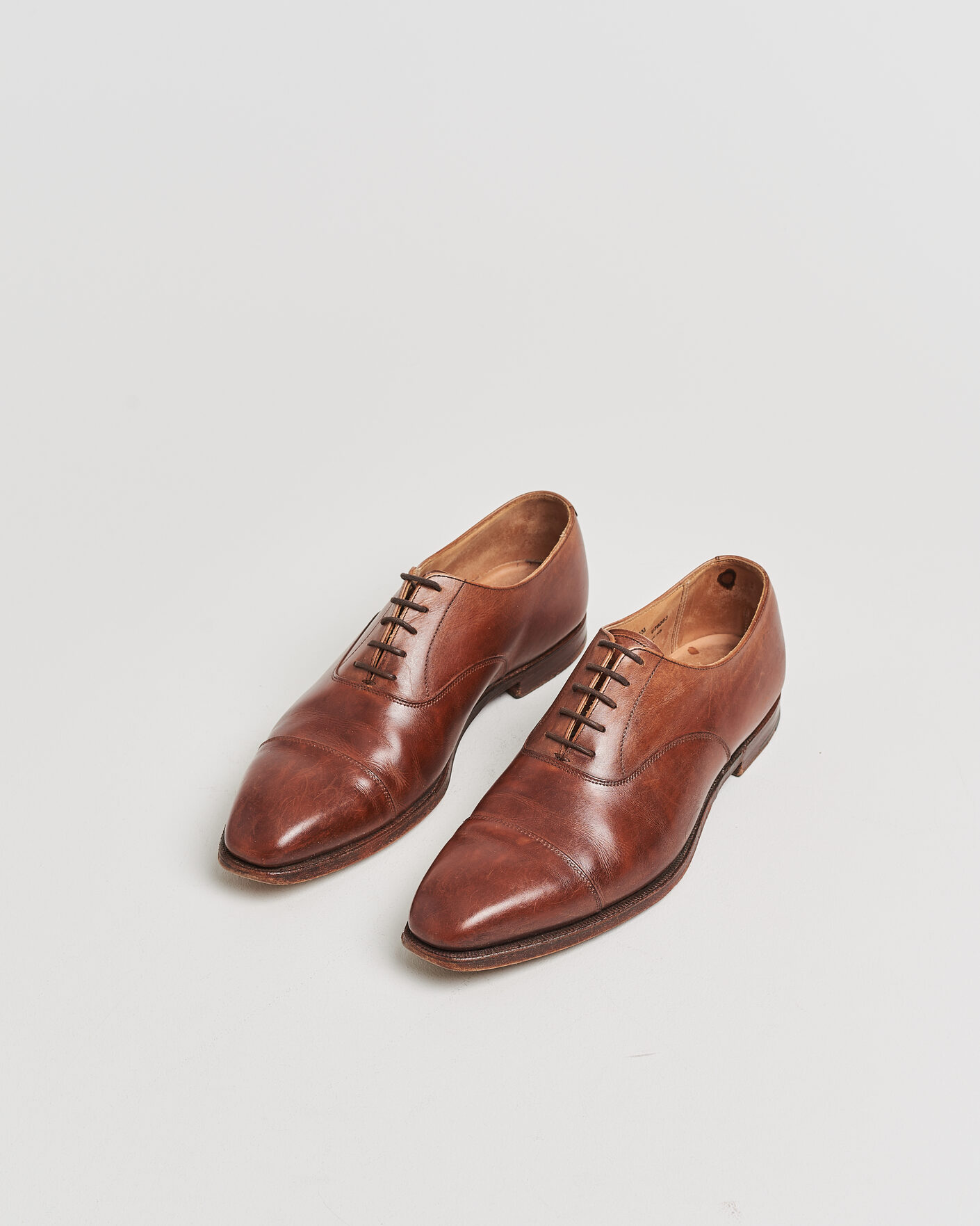 Herr | Pre-owned Randsydda skor | Pre-owned | Crockett & Jones Hallam Oxford Beechnut Calf UK9,5 - EU43,5