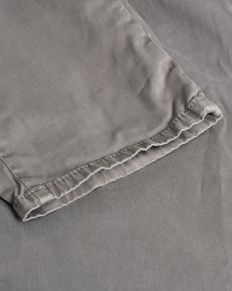 Herr | Care of Carl Pre-owned | Pre-owned | Incotex Slim Fit Garment Dyed Washed Chino Grå W33