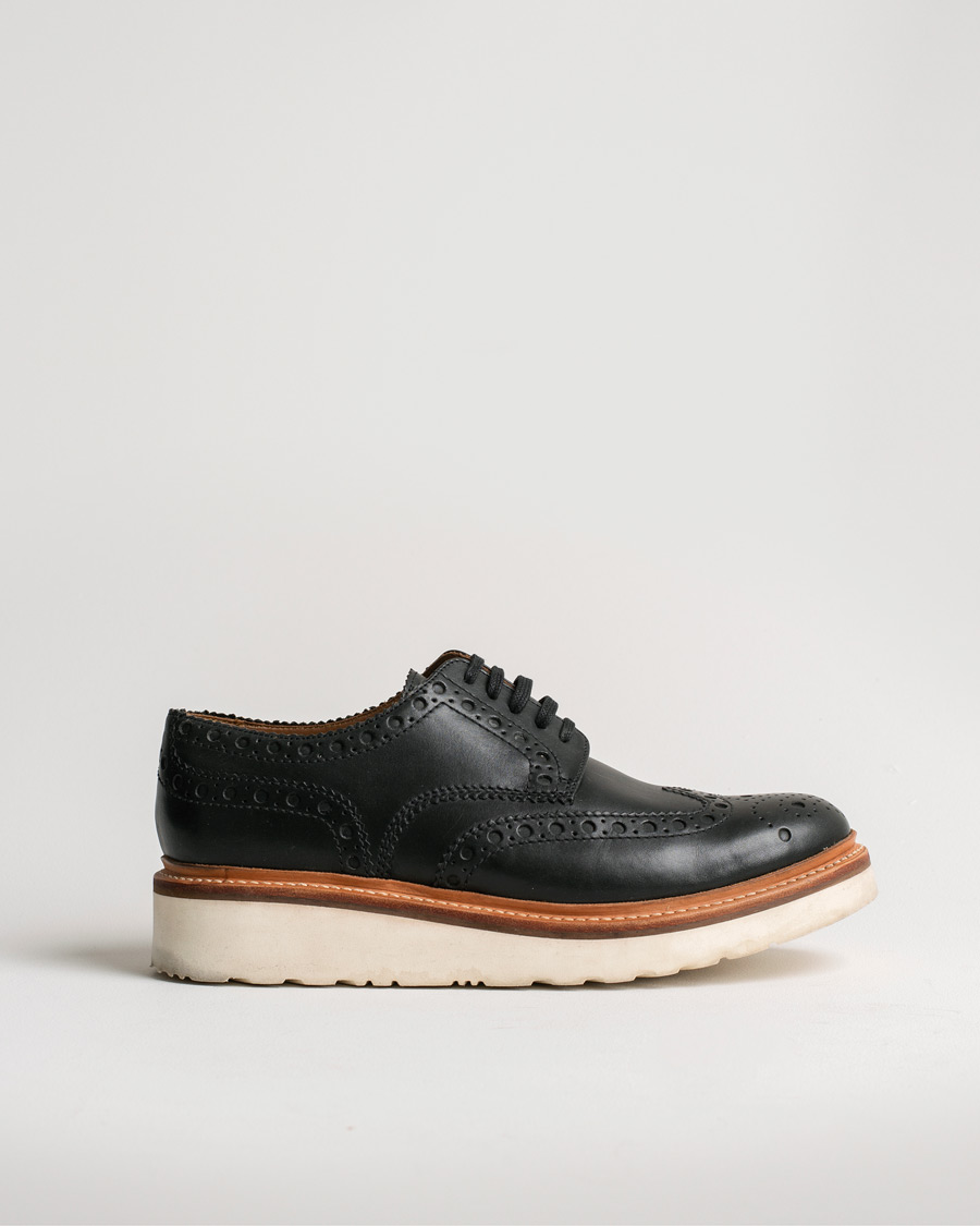 Herr | Grenson Archie Brogue Derby Wedge Sole Black Calf | Pre-owned | Grenson Archie Brogue Derby Wedge Sole Black Calf