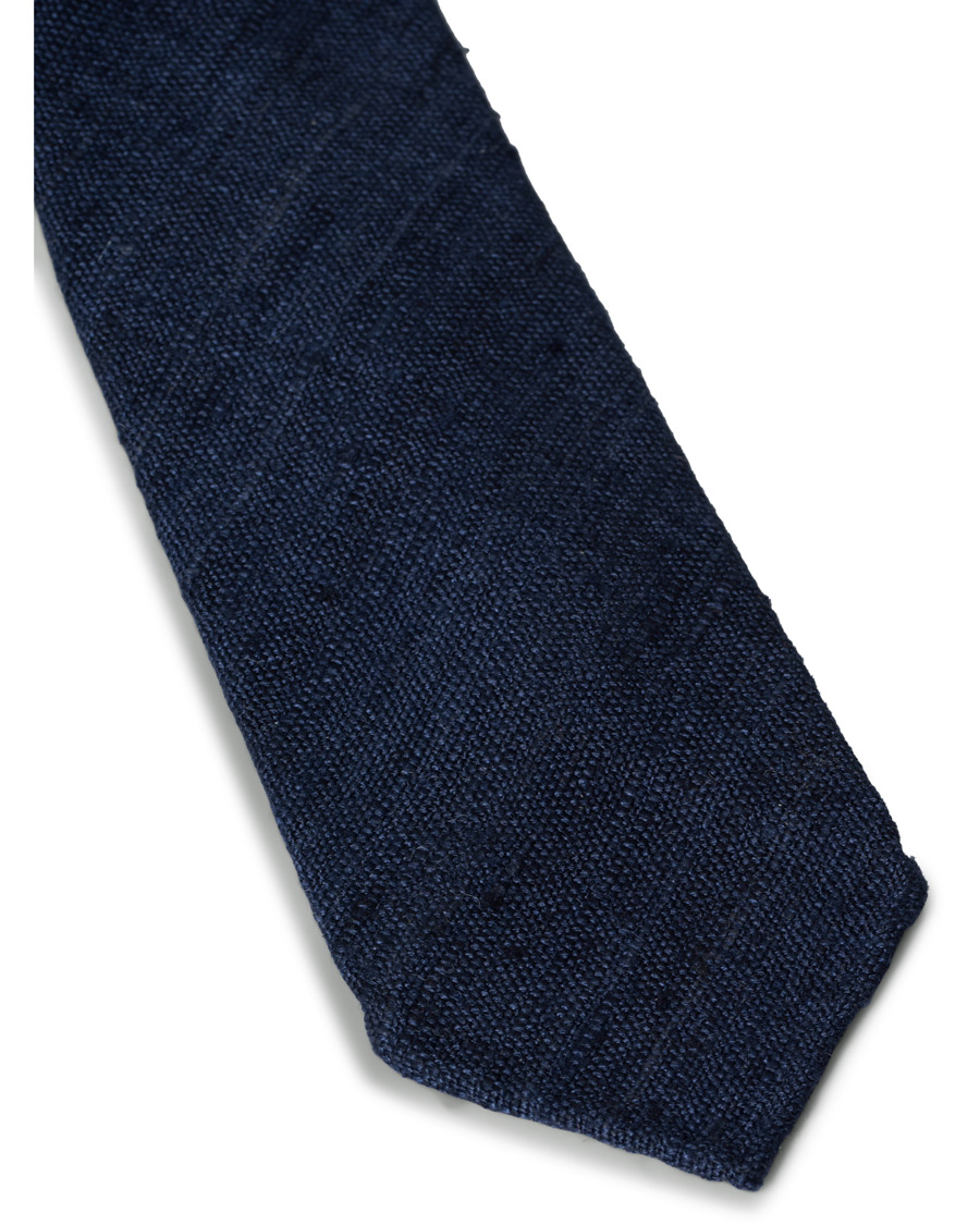 Herr | Drake's Tussah Silk Handrolled 8 cm Tie Navy | Pre-owned | Drake's Tussah Silk Handrolled 8 cm Tie Navy