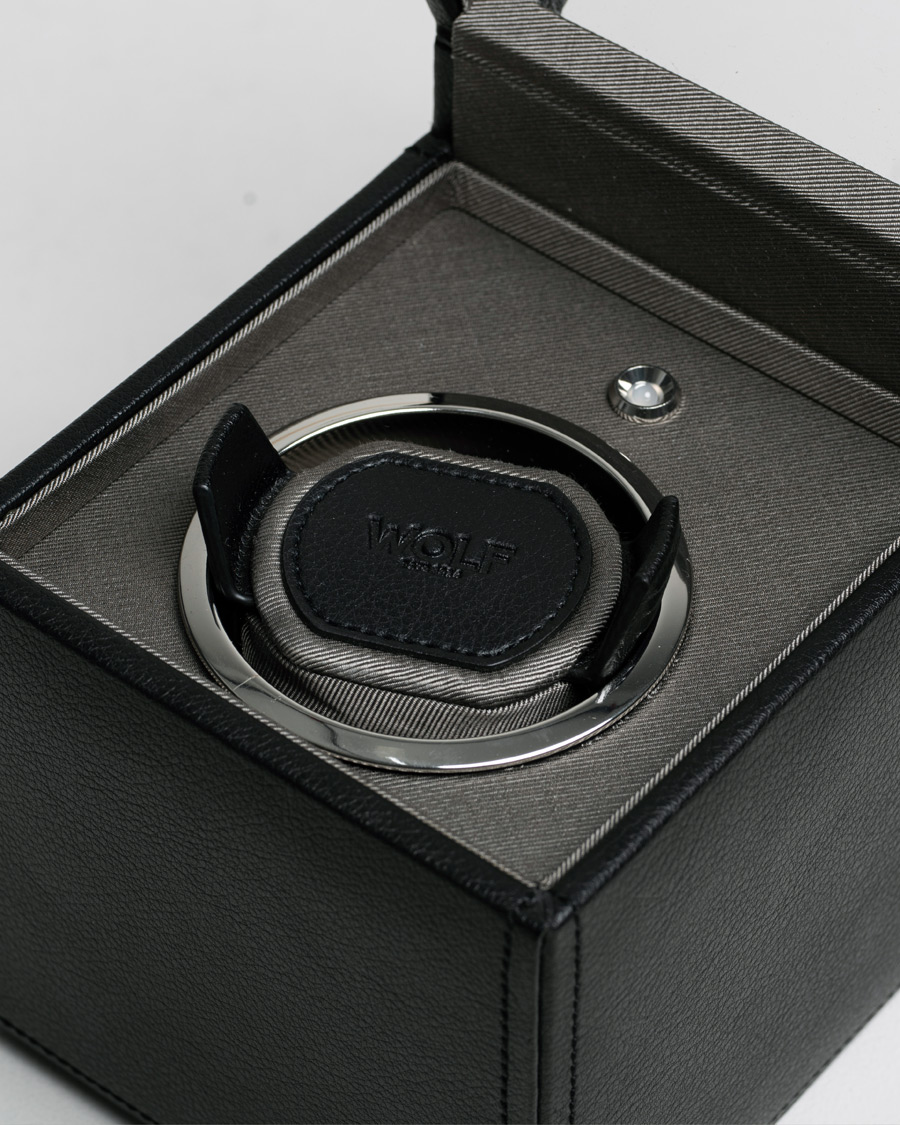 Herr | WOLF Cub Single Winder With Cover Black | Pre-owned | WOLF Cub Single Winder With Cover Black