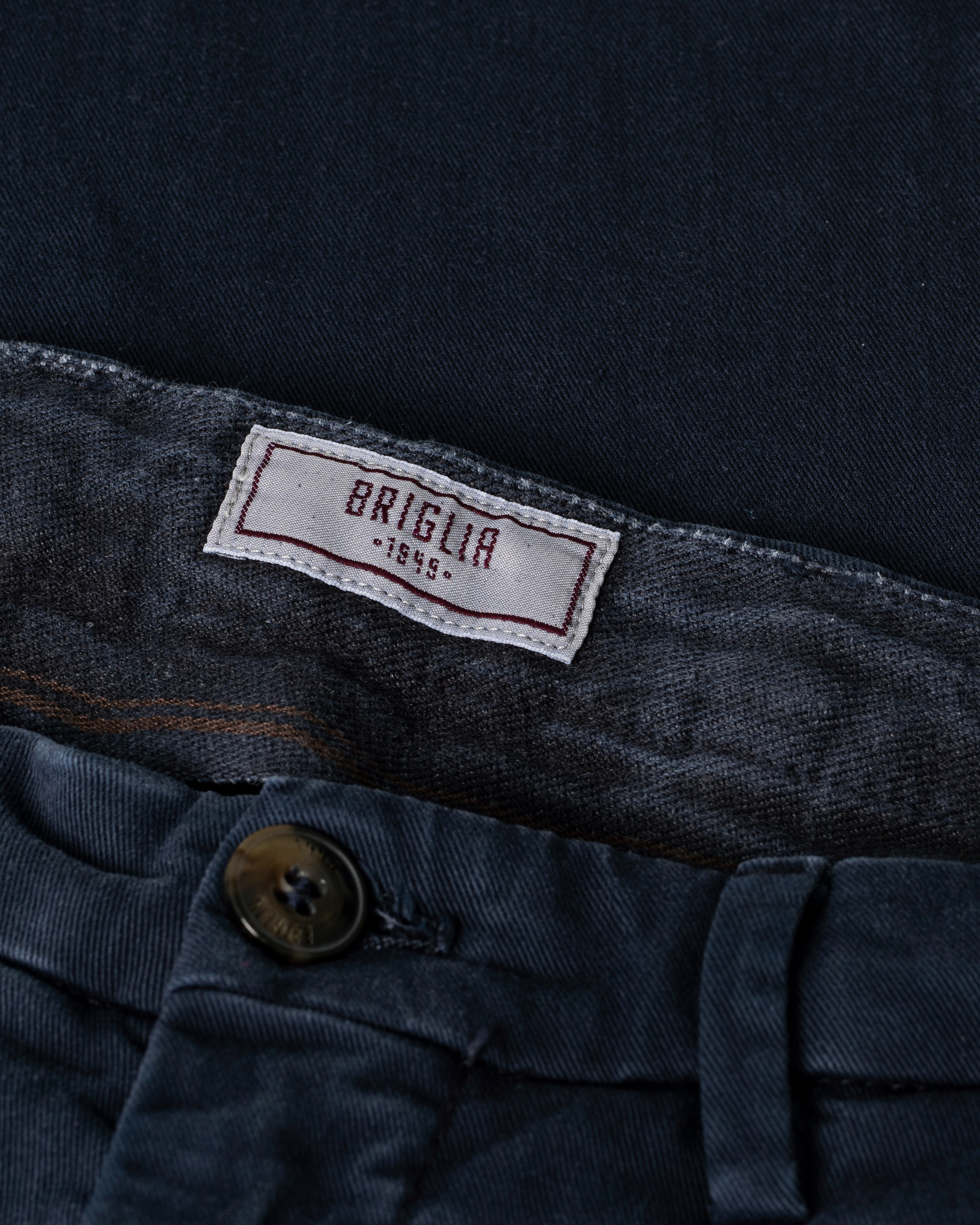 Herr | Briglia 1949 Slim Fit Cotton Chinos Navy 44 | Pre-owned | Briglia 1949 Slim Fit Cotton Chinos Navy 44