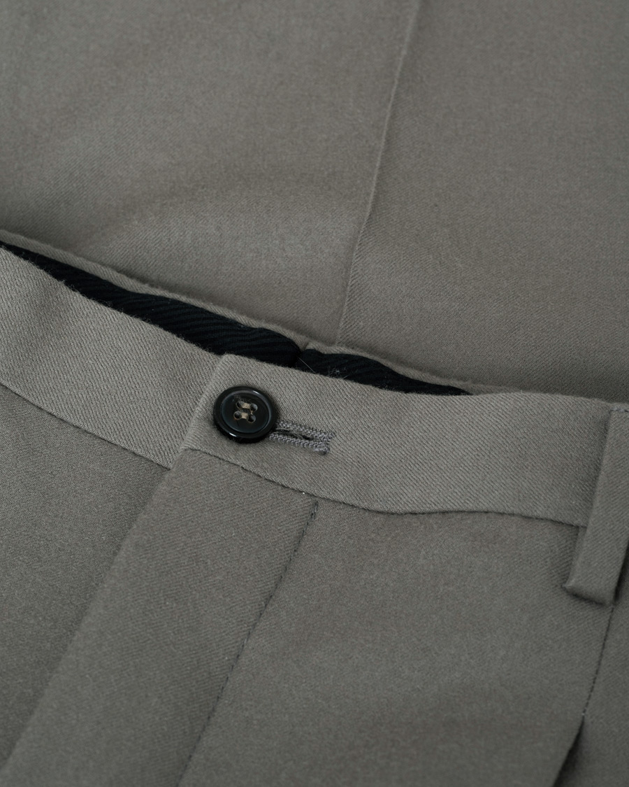 Herr | Byxor | Pre-owned | Giorgio Armani Tapered Wool Flannel Trousers Light Grey