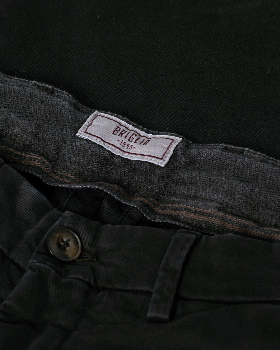 Herr | Briglia 1949 Slim Fit Cotton Stretch Chino Black | Pre-owned | Briglia 1949 Slim Fit Cotton Stretch Chino Black