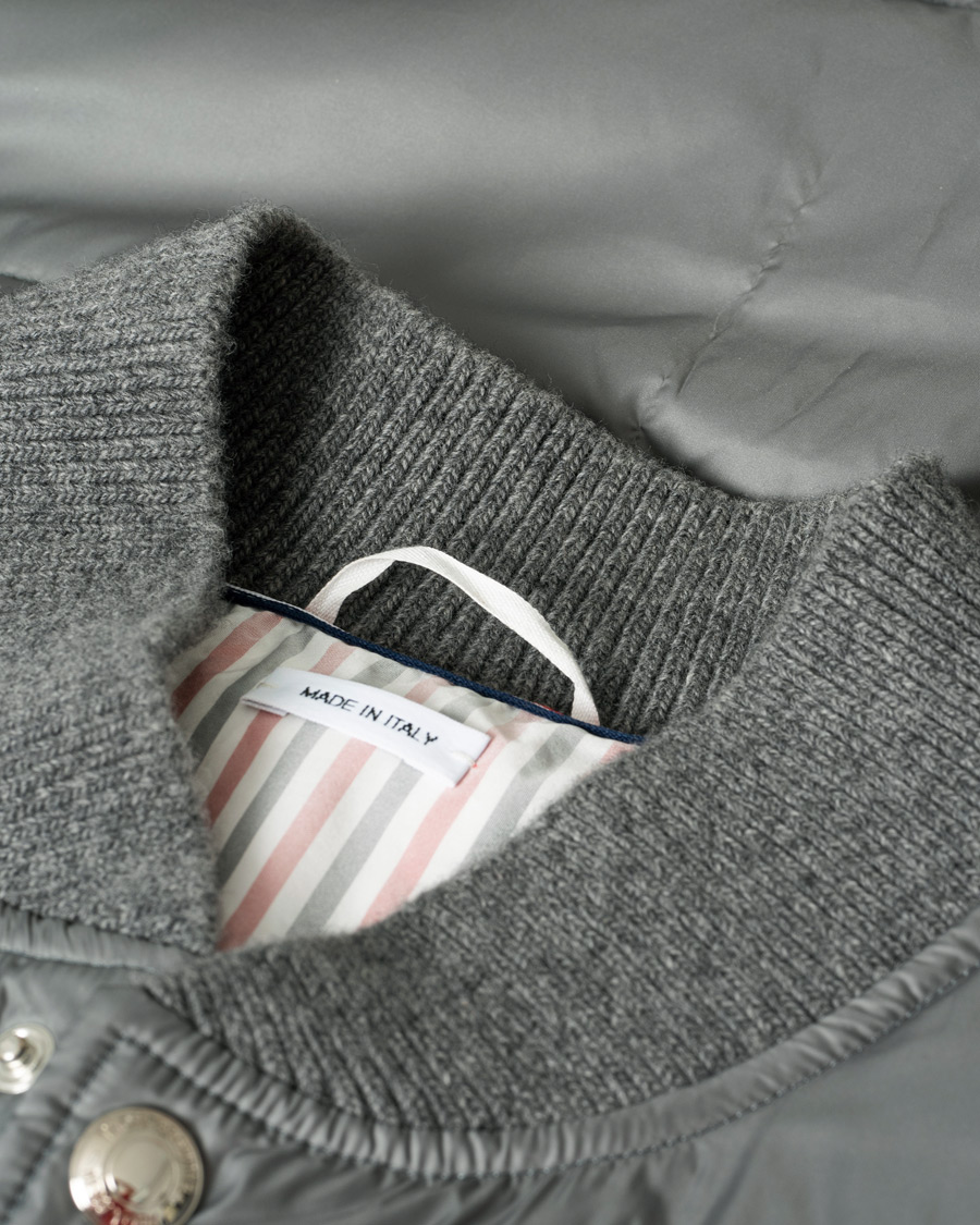 Herr | Jackor | Pre-owned | Thom Browne 4 Bar Snap Front Down Vest Light Grey