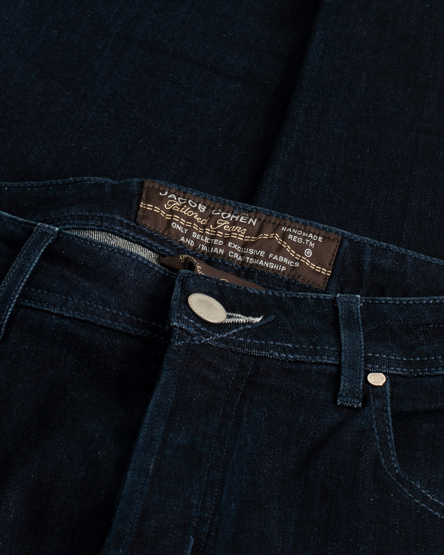 Herr | Jacob Cohën Bard 688 Slim Fit Stretch Jeans Dark Blue W31 | Pre-owned | Jacob Cohën Bard 688 Slim Fit Stretch Jeans Dark Blue W31