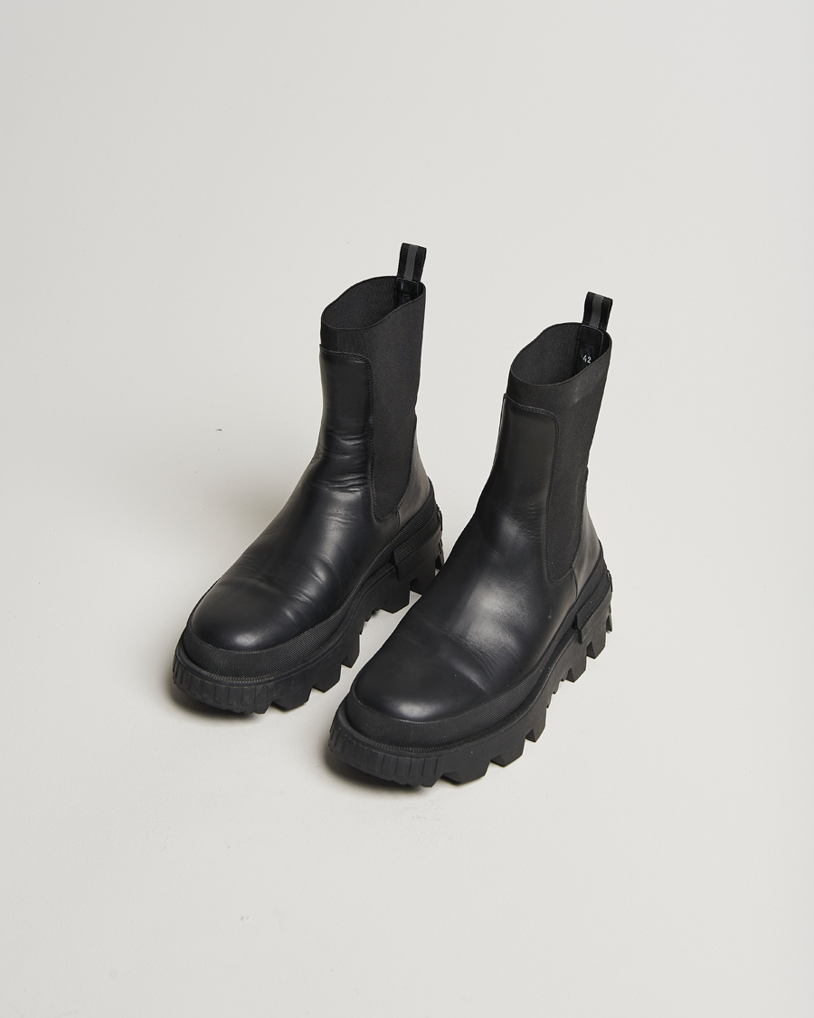 Herr | Moncler Neue Chelsea Boots Black 42 | Pre-owned | Moncler Neue Chelsea Boots Black 42
