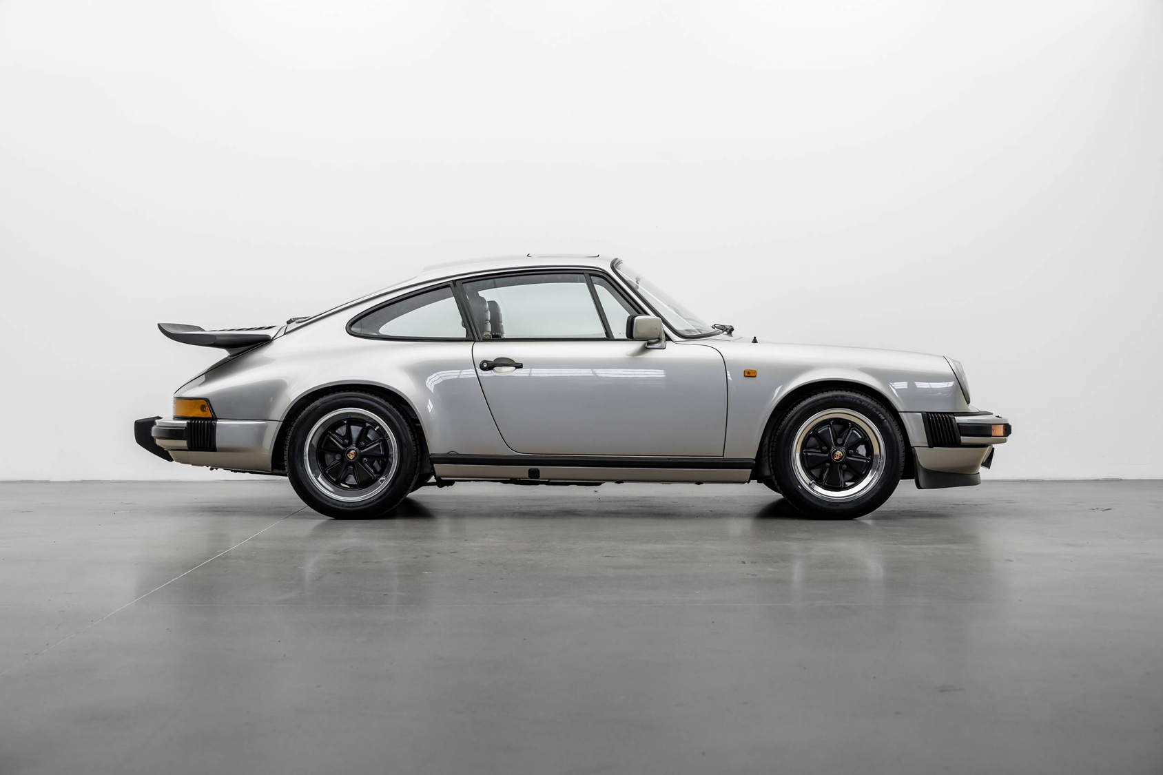 Herr | | Pre-Owned & Vintage Cars | Porsche 911 SC ***SOLD***