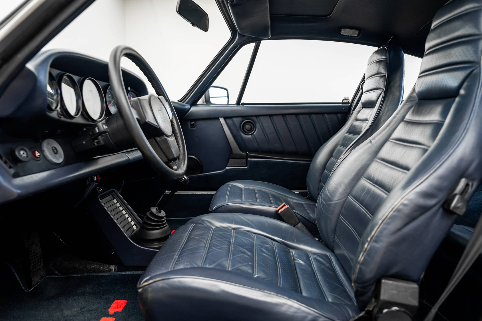 Herr | | Pre-Owned & Vintage Cars | Porsche 911 SC ***SOLD***