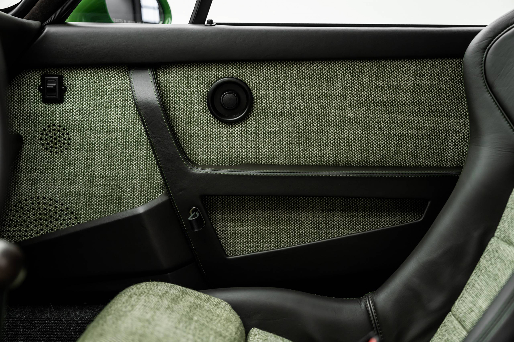 Herr | | Pre-Owned & Vintage Cars | Porsche 911 Carrera 4 “Redrum” ***SOLD***