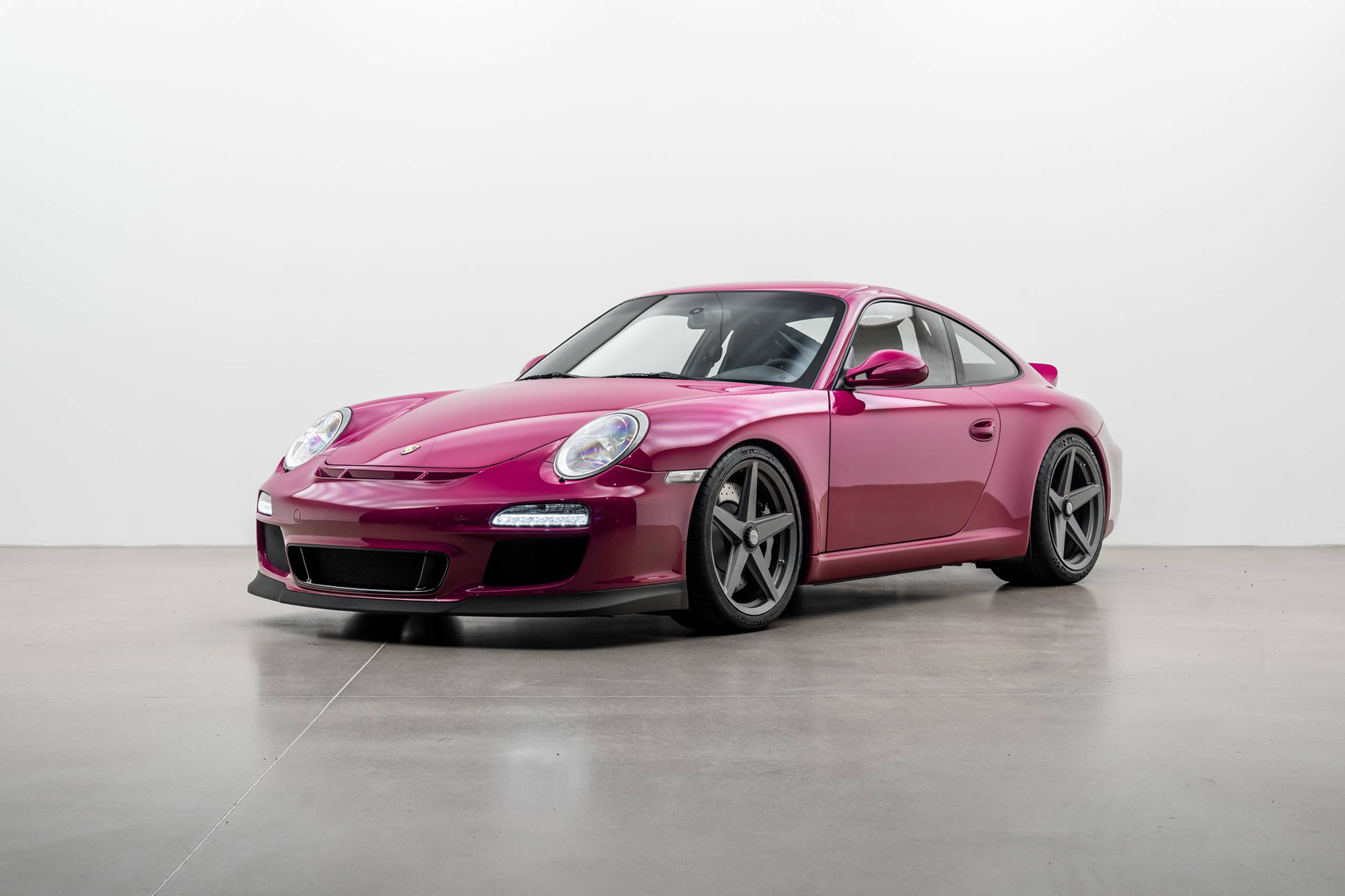 Herr | | Pre-Owned & Vintage Cars | Sport Classic - Modified Porsche 911 GT3