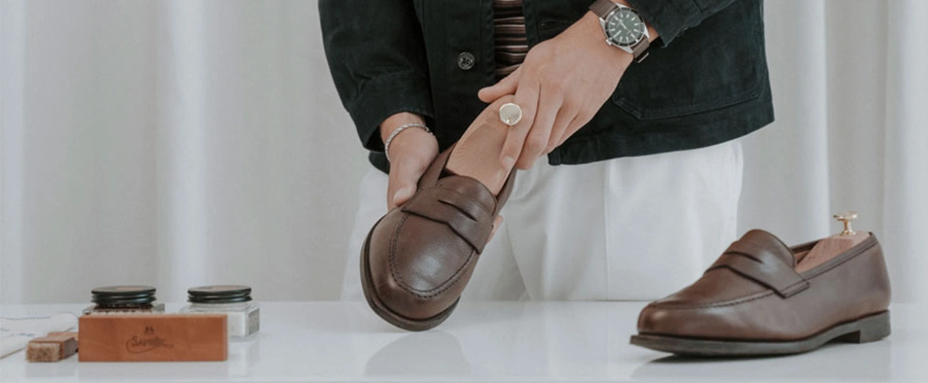 Le guide complet de l'entretien des chaussures de Care of Carl