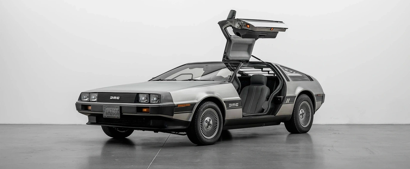 Vintage Cars in store: DeLorean DMC-12